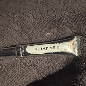 Plump Me Up Lip Gloss